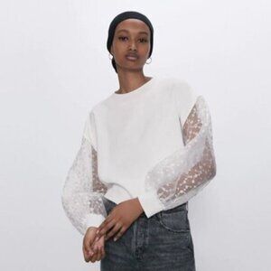 EUC Zara white sweatshirt top w/ sheer floral print sleeves, XS
